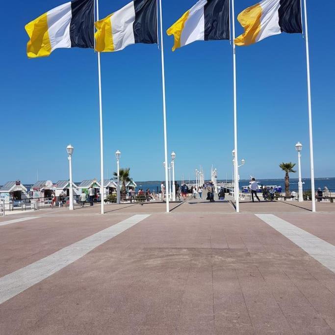 Appartement Les Pieds Dans L Eau Acces Direct Plage Pereire, Parking Gratuit ,Wifi Аркашон Экстерьер фото
